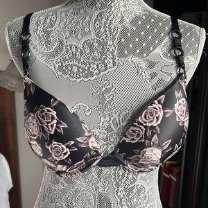 Victoria Secret Bra